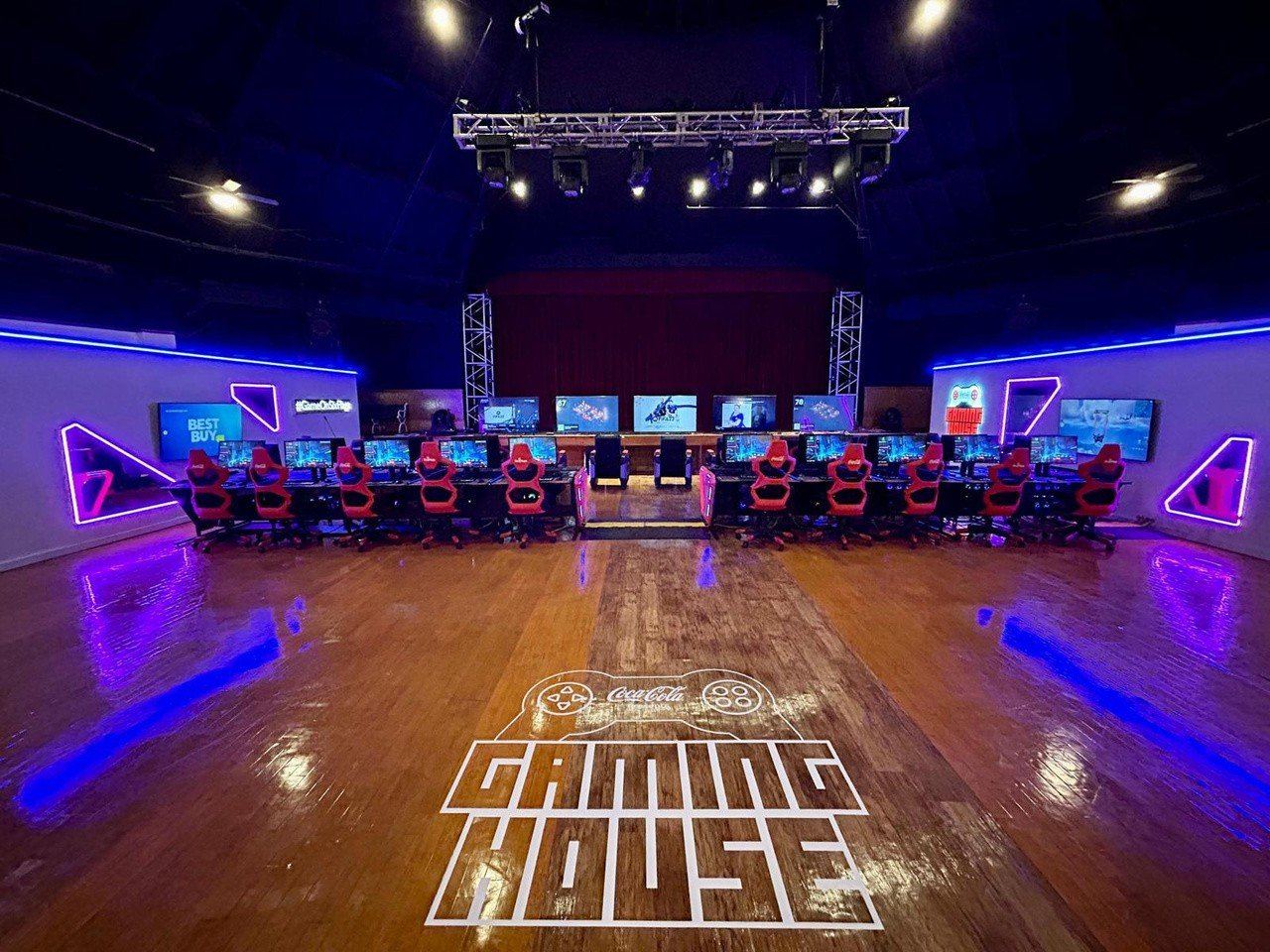 Six Flags esports gaming house custom build interior